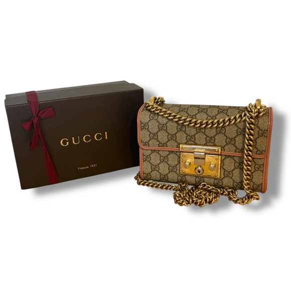 Gucci Handbags - Gucci GG Supreme Tricolor Crossbody